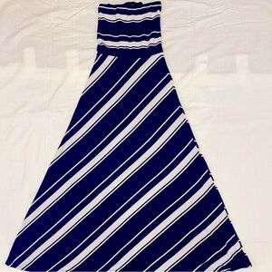Gap maxi dress, tube maxi dress, striped maxi dress